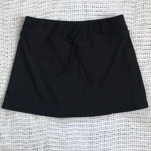 Lucy Tech Large Black Drawstring Athletic Skirt